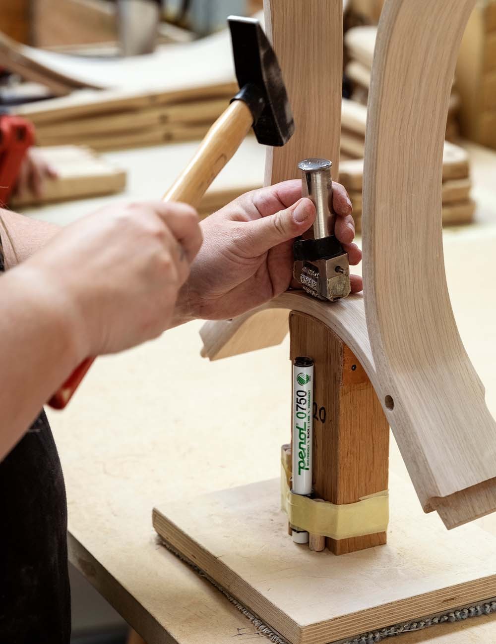 ch20 elbow chair