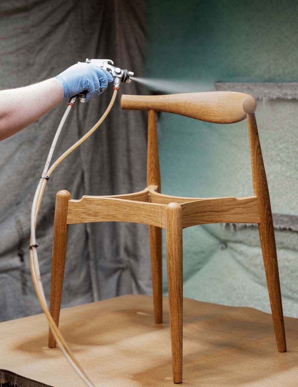 ch20 elbow chair