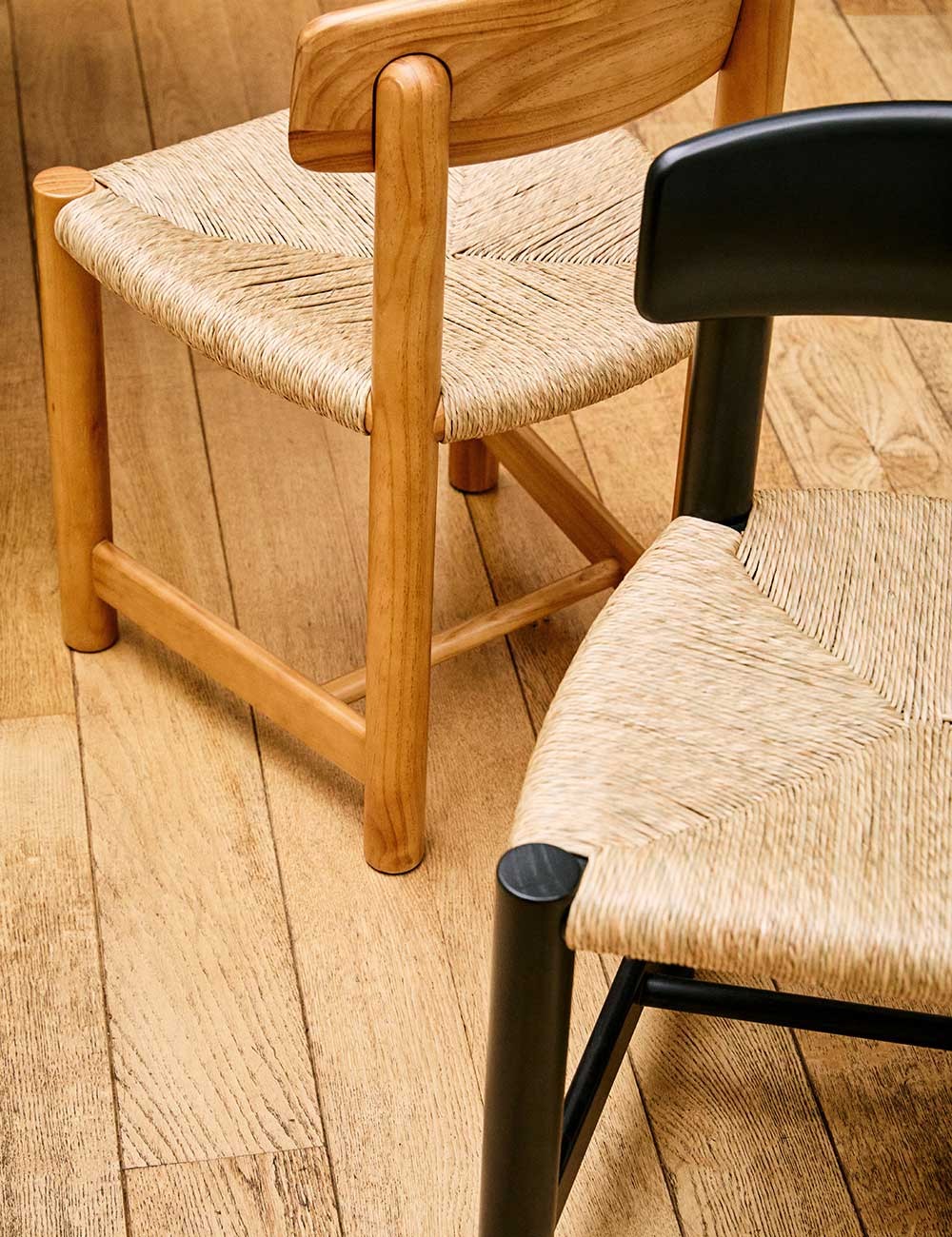 DAUMILLER SIDE CHAIR