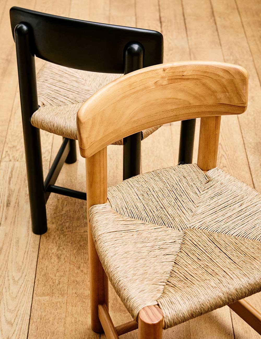 DAUMILLER SIDE CHAIR