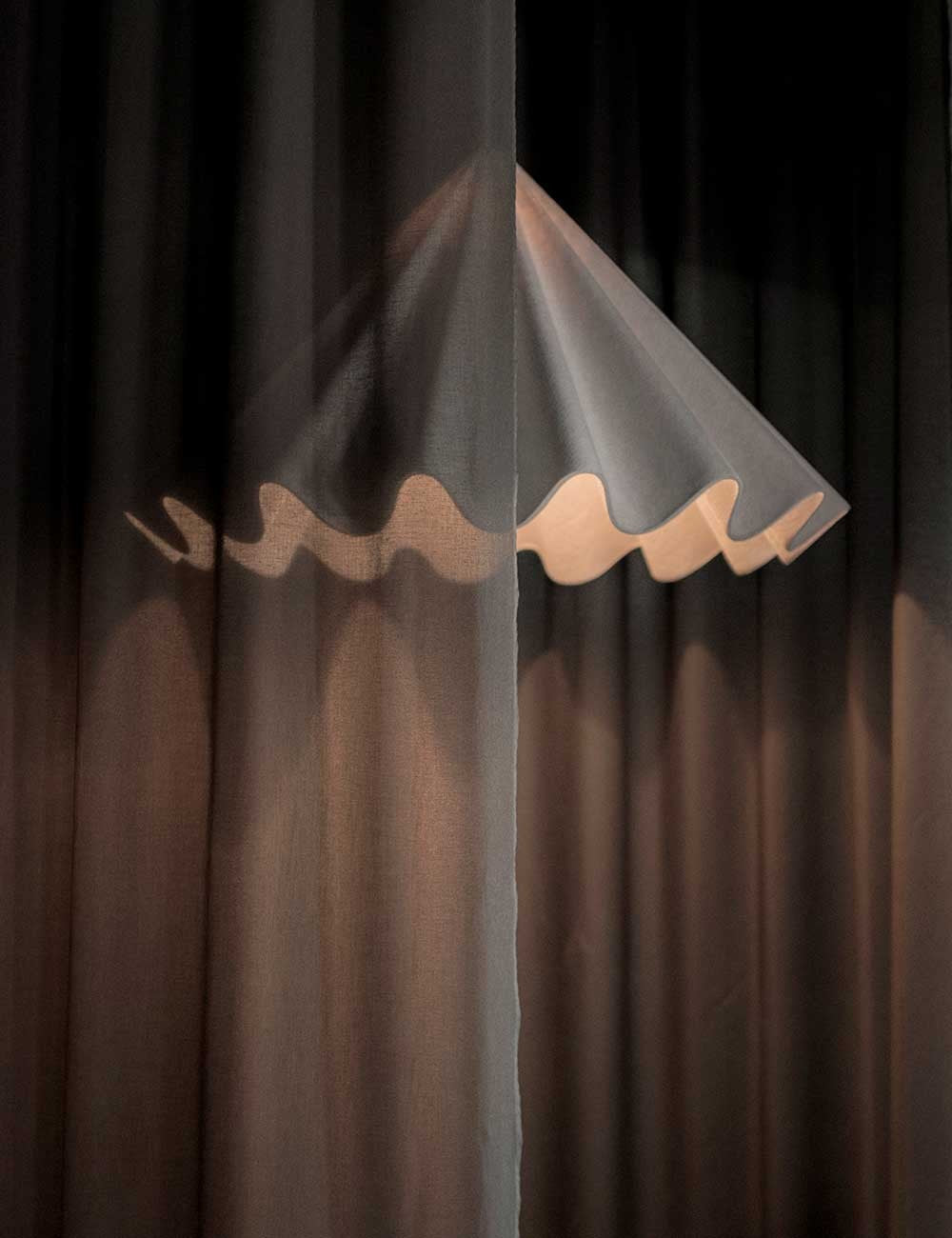 dancing pendant lamp large