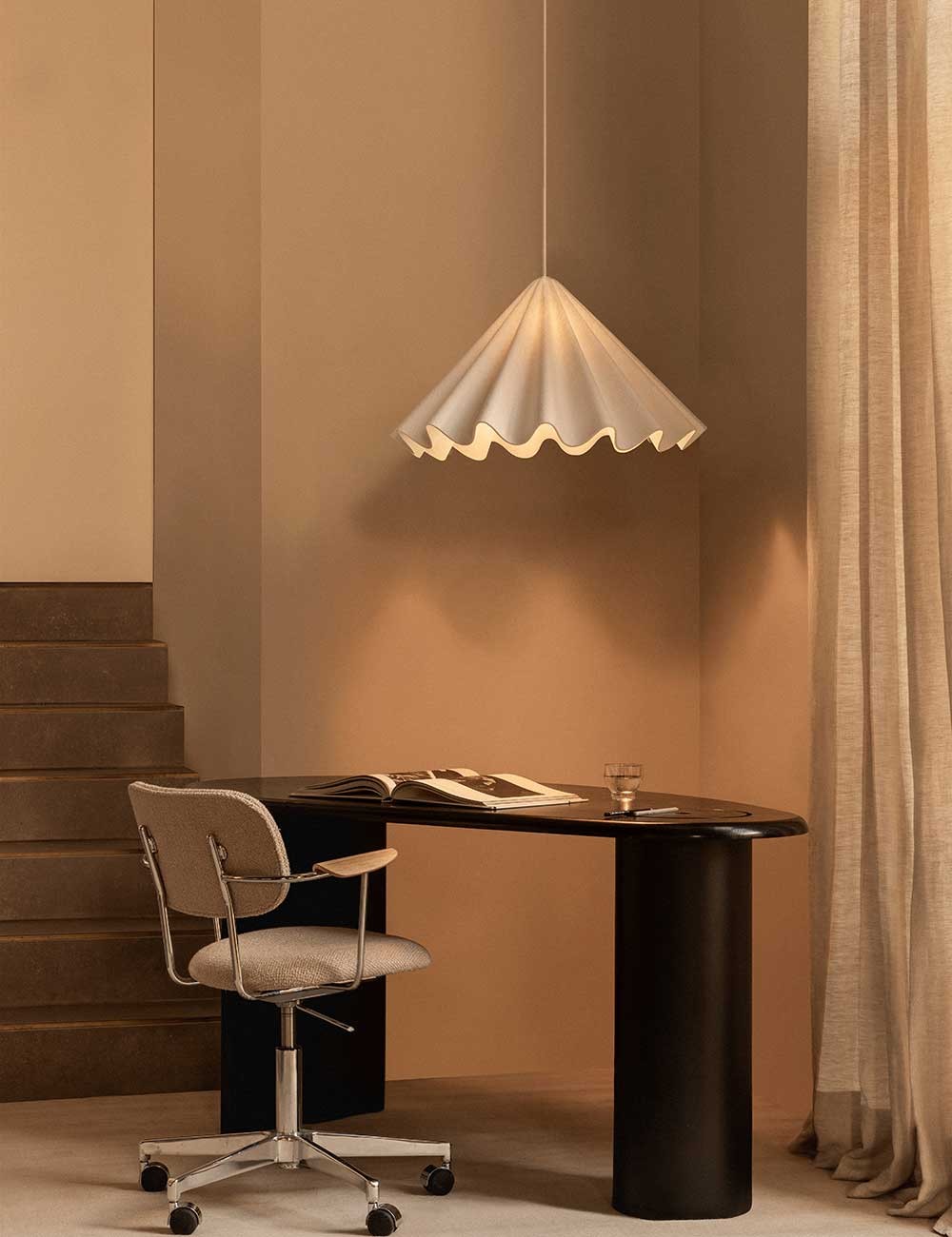 dancing pendant lamp medium