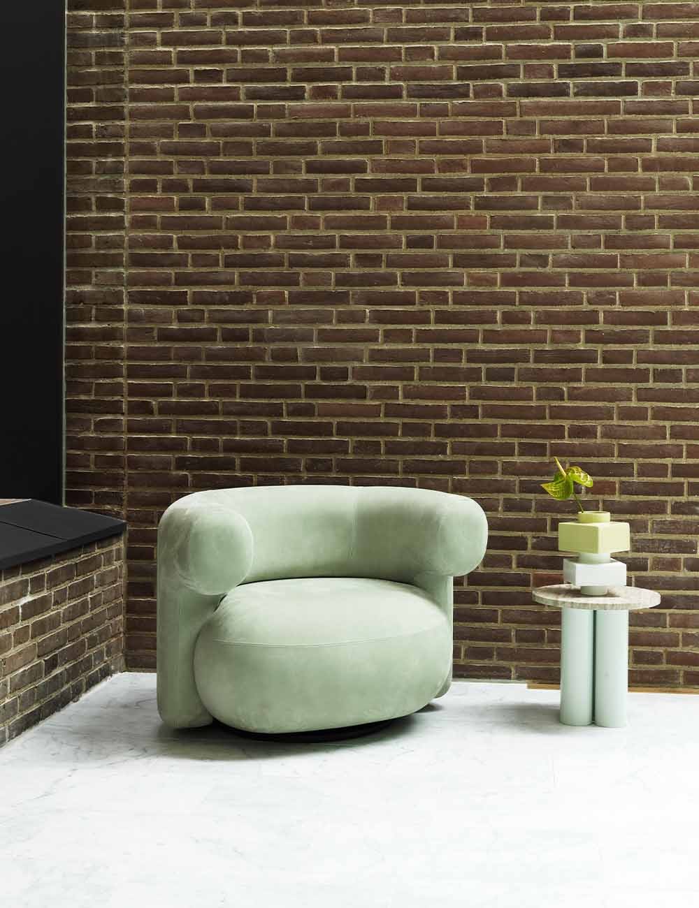 dit table light green