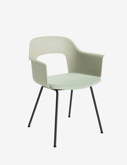 LAYOUT ARMCHAIR 213 BLACK