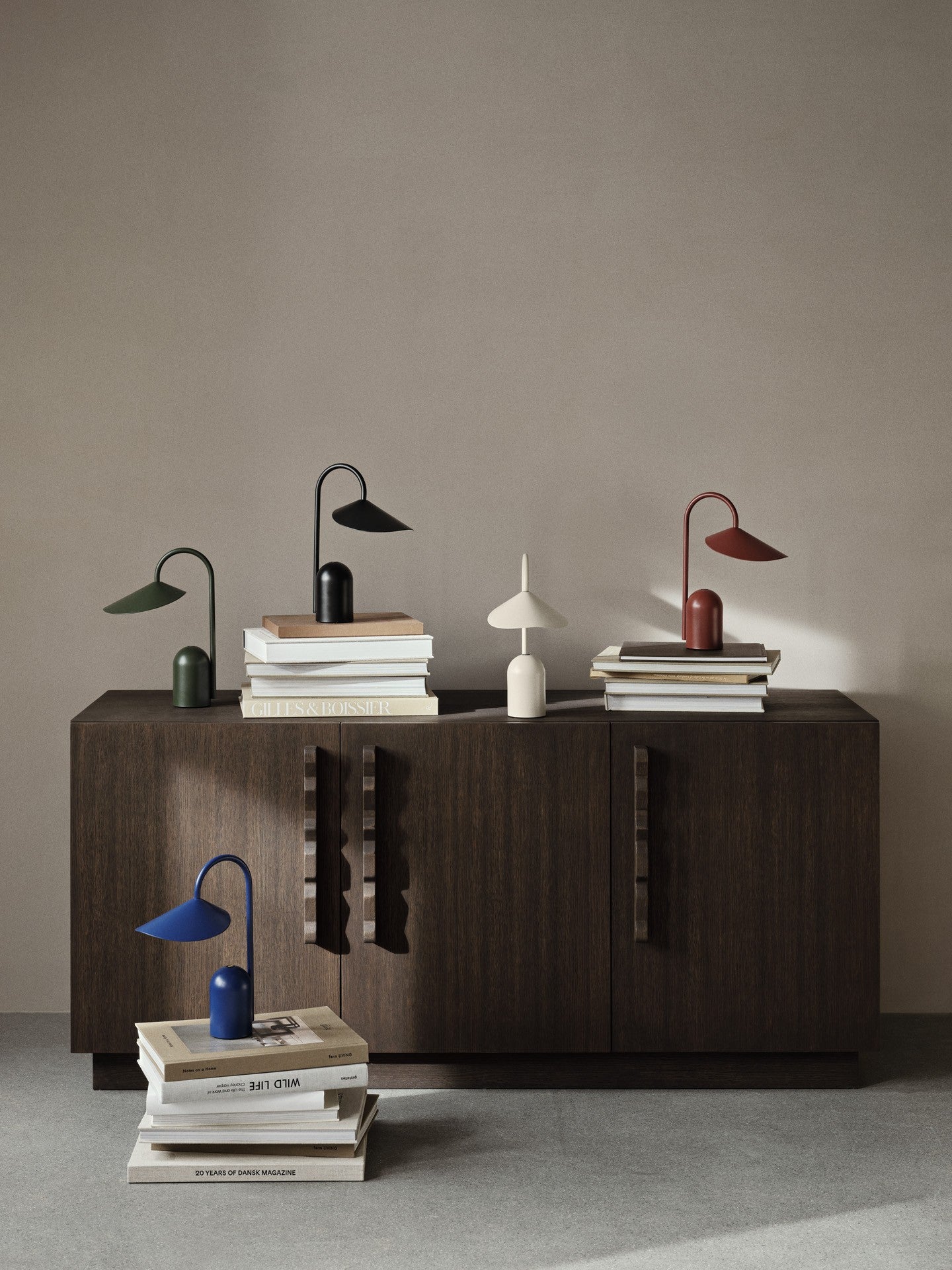 arum portable lamp