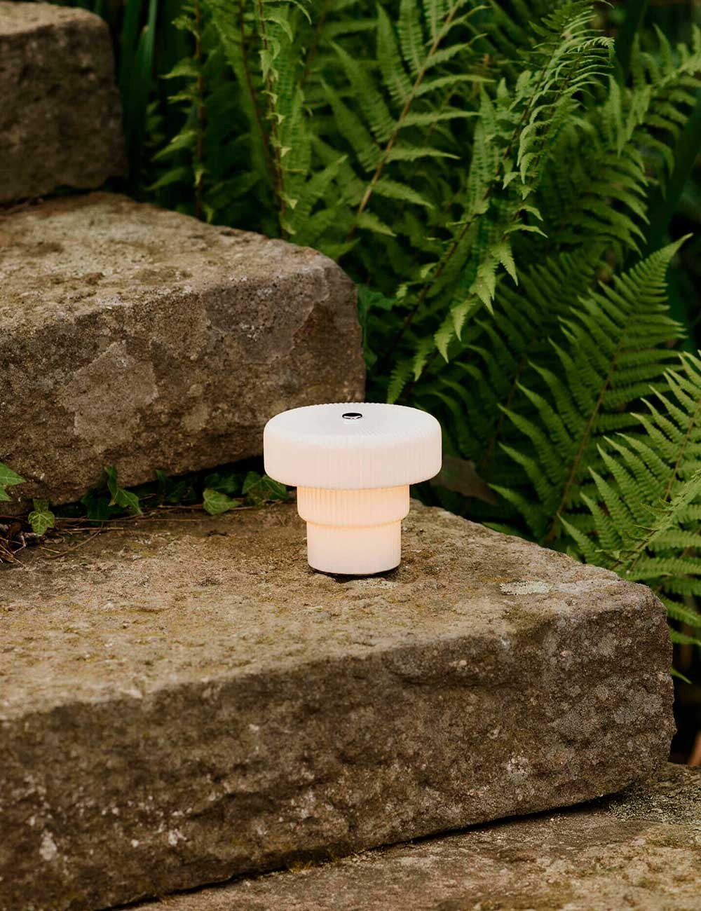 ripple portable lamp