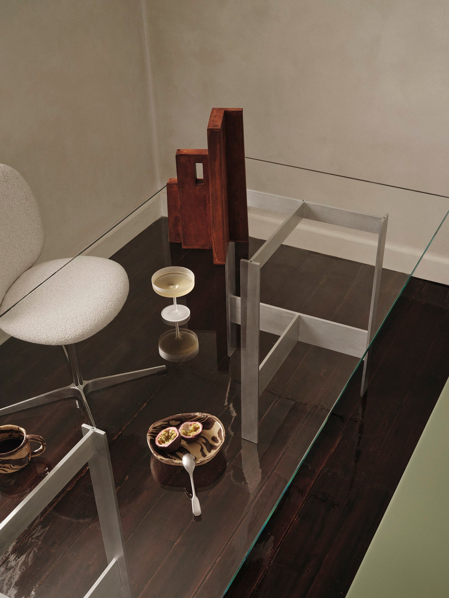 Lager dining table expo
