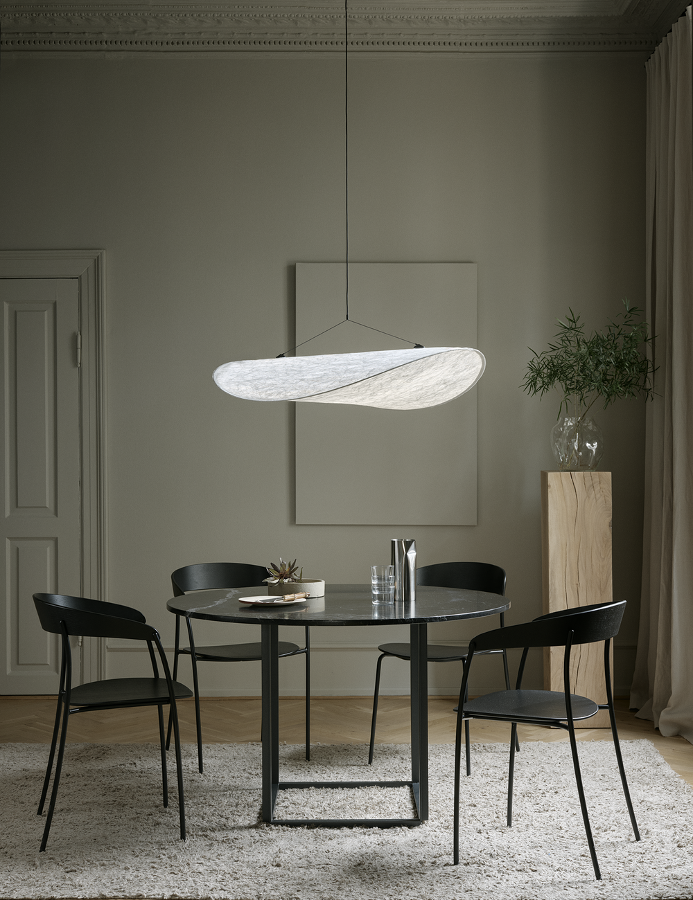 TENSE PENDANT 90