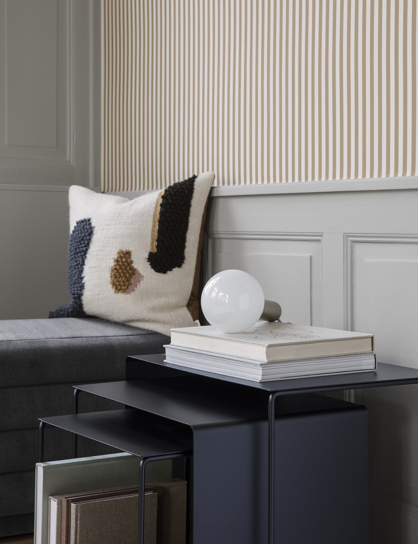 CLUSTER TABLES SET OF 3
