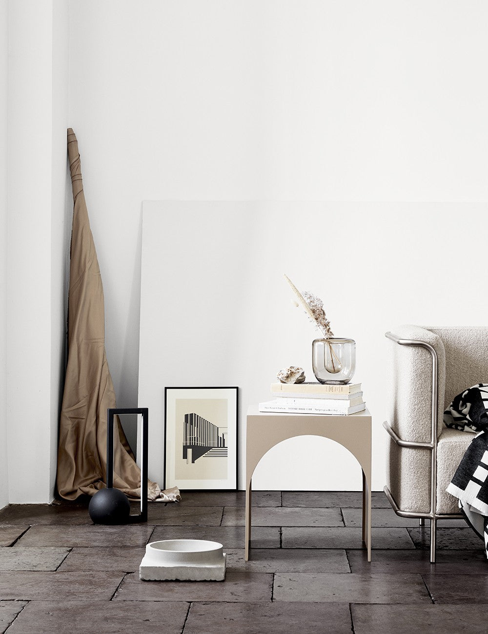 ARCH TABLE