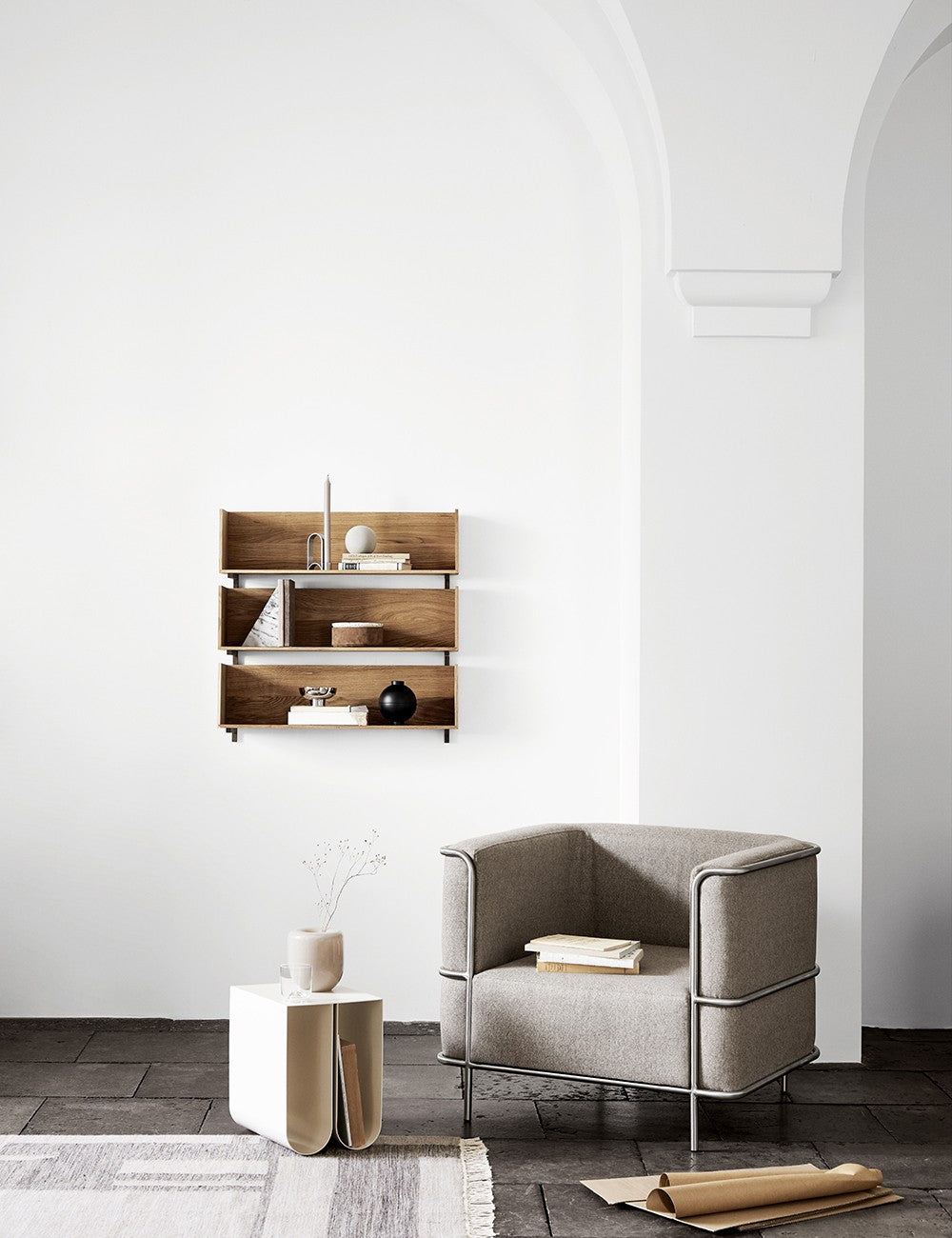 modernist lounge chair