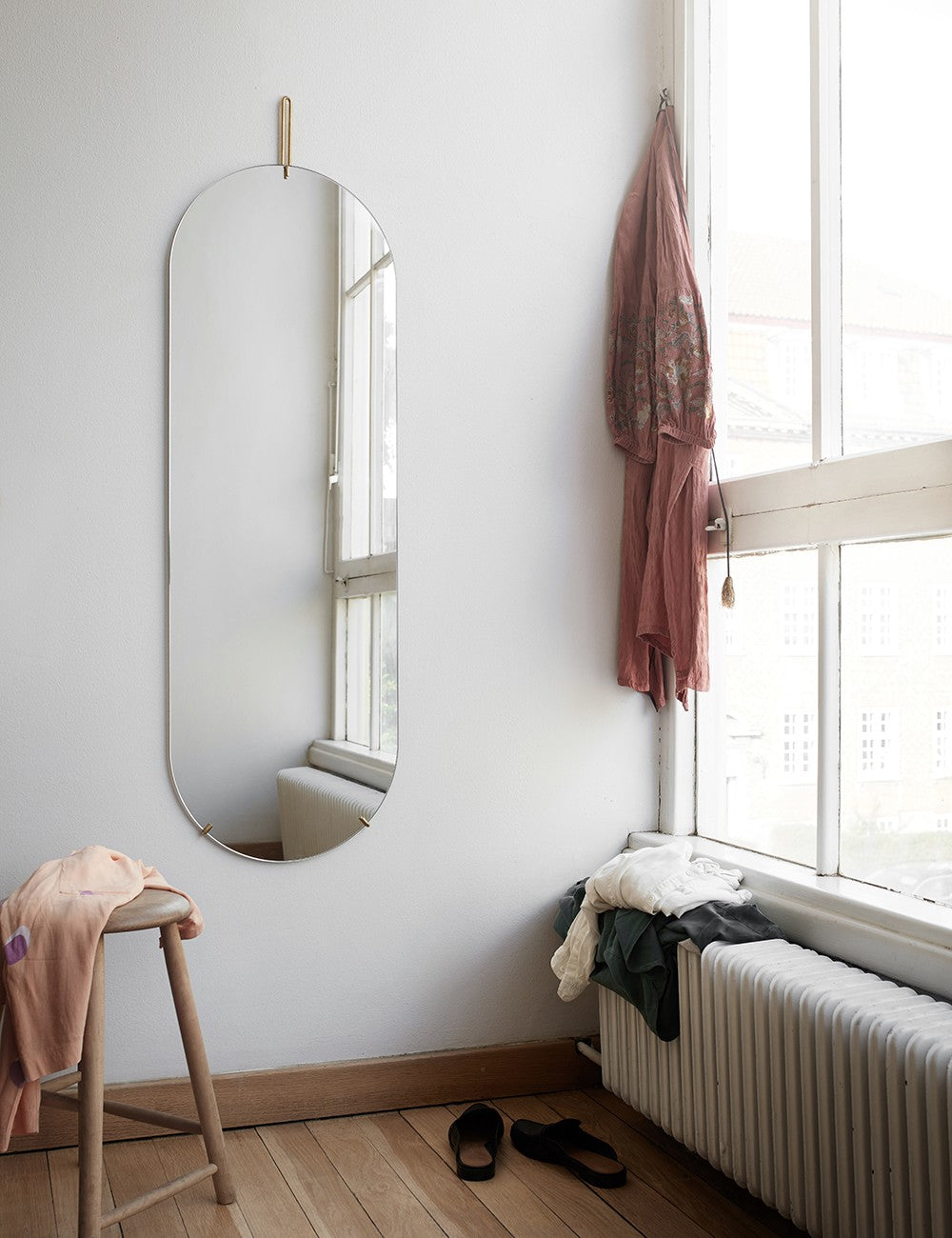 specchio da parete alto