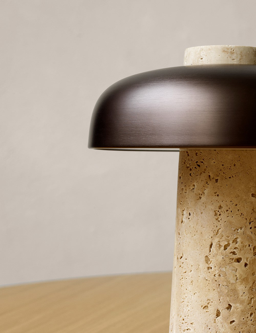 lampe de table inversée