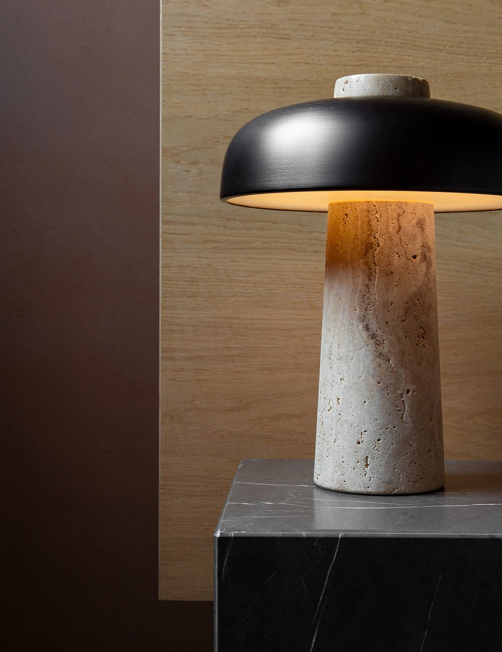 lampe de table inversée