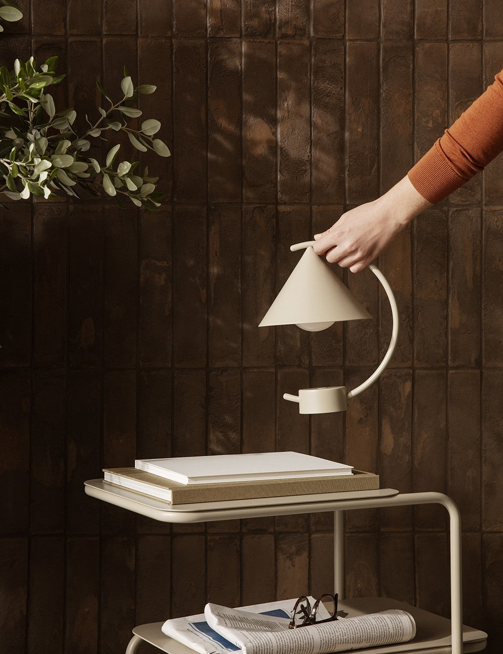 MERIDIAN LAMP