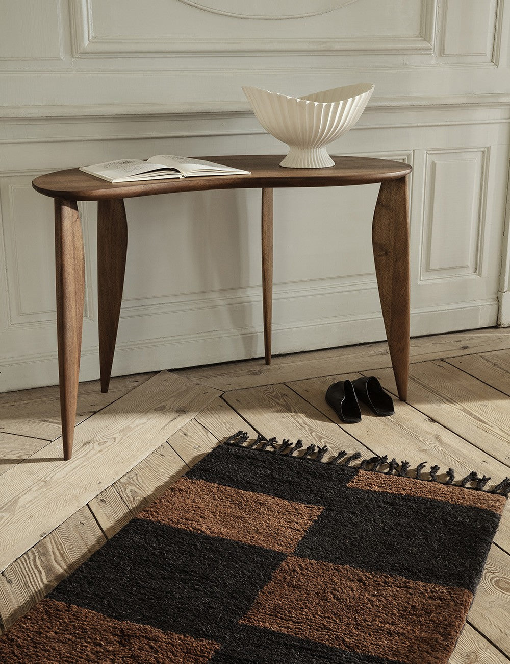 FEVE DESK