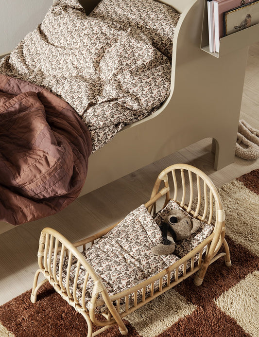 sill bed shelf