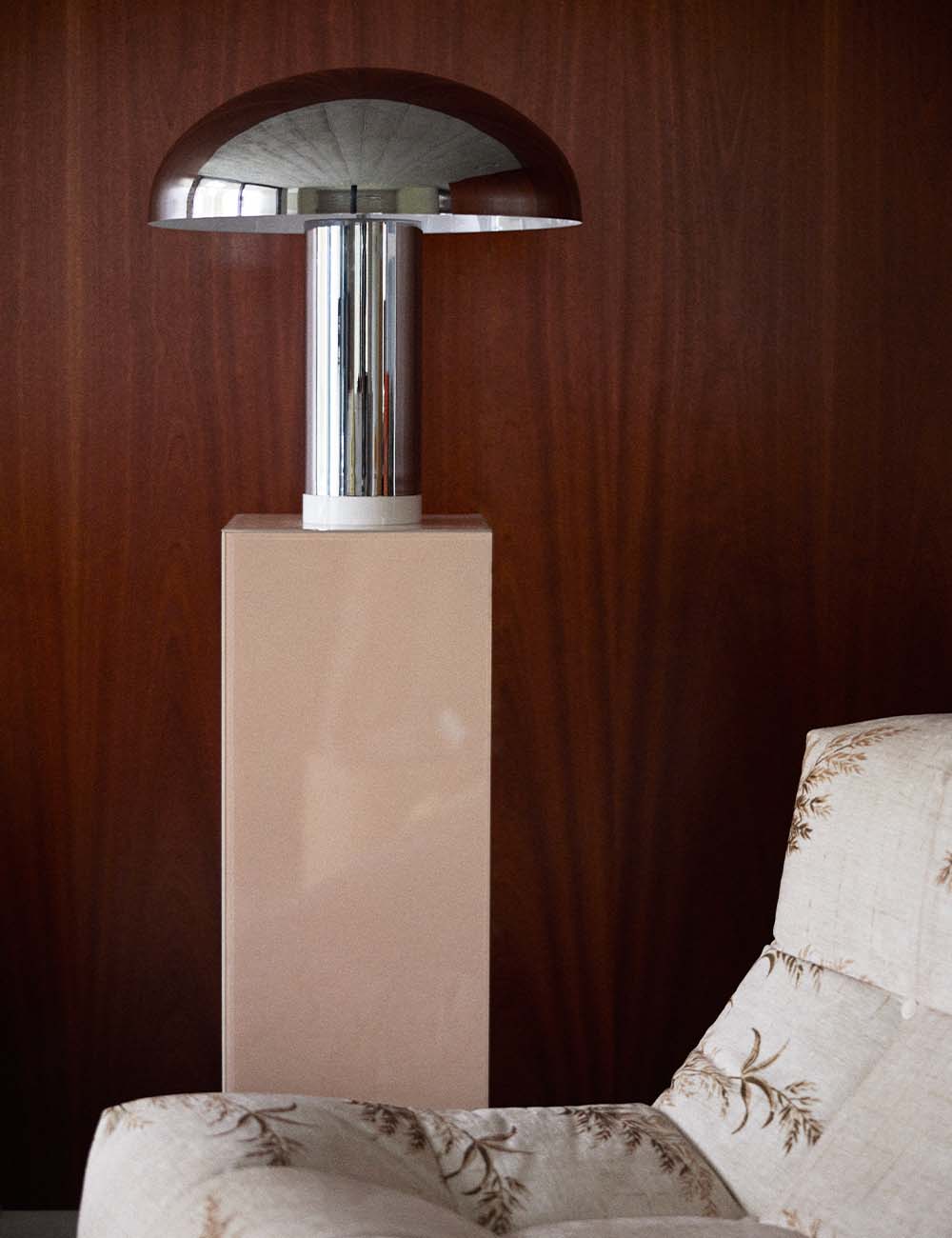 Pedestal Mirror L