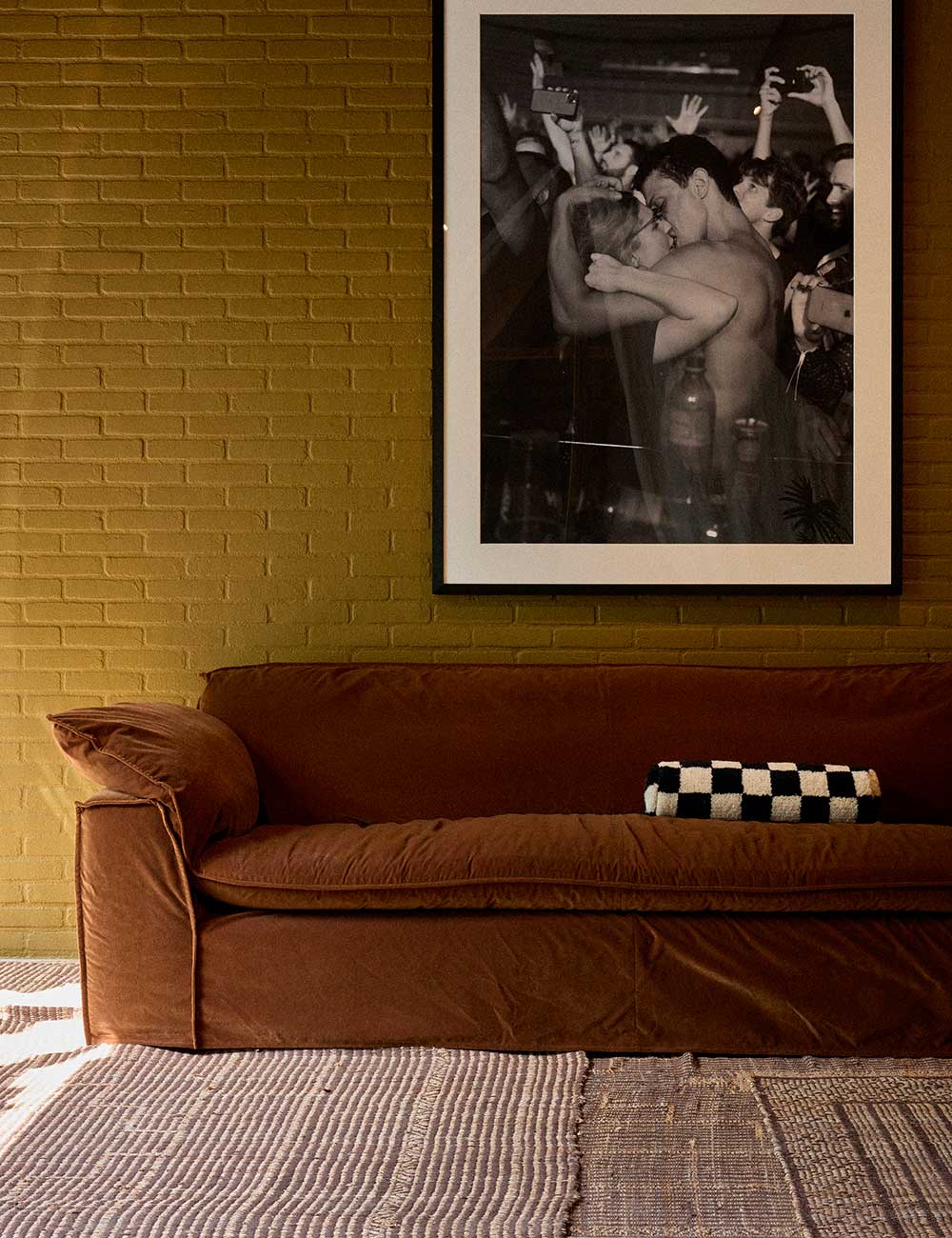 Nomad couch royal velvet 3 seater