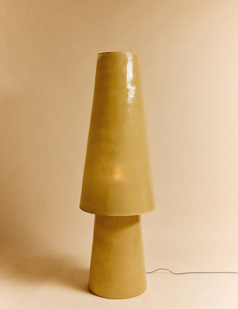 Glassfiber floor lamp