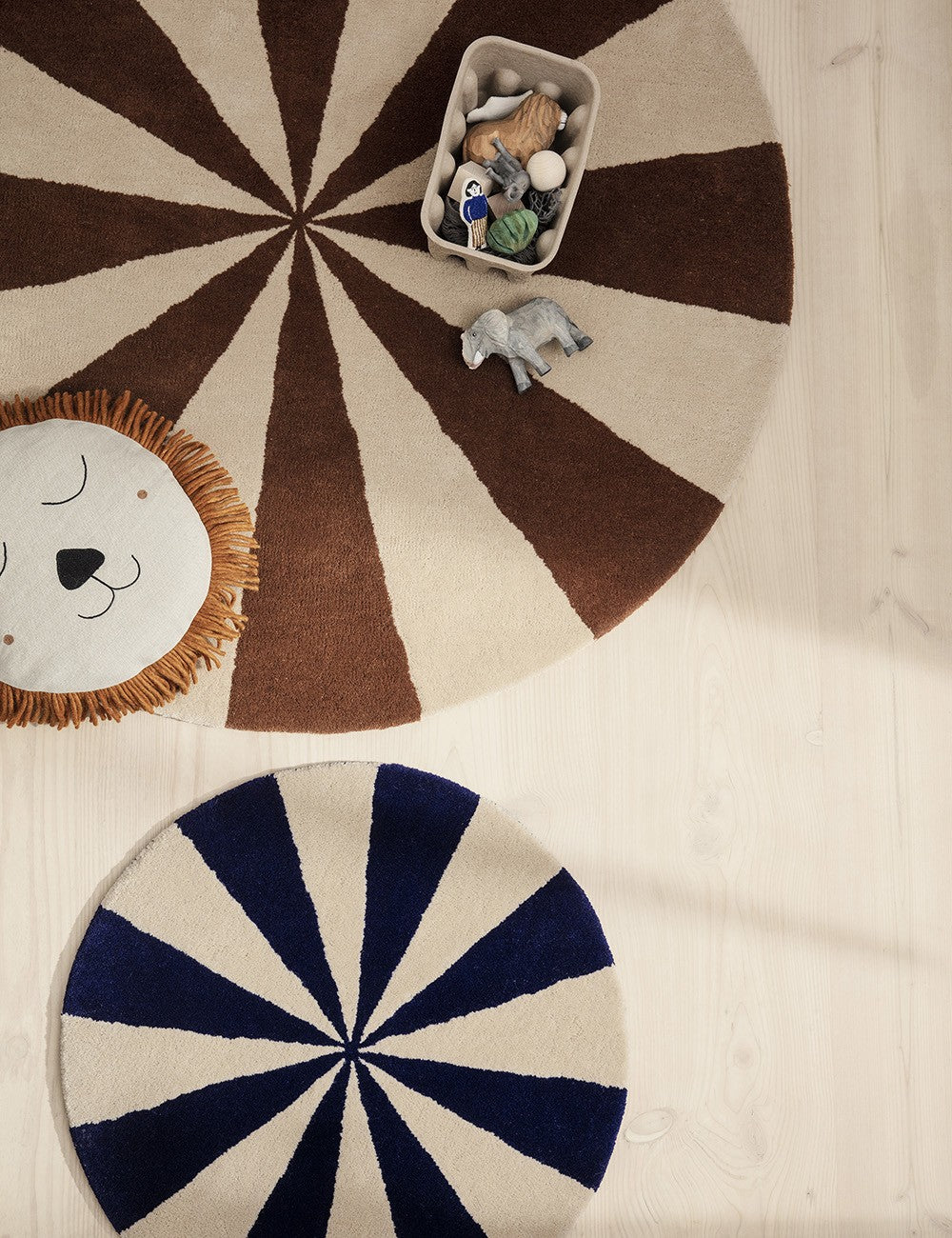 arch bright blue tufted rug