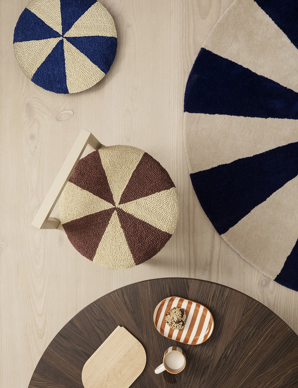 arch bright blue tufted rug