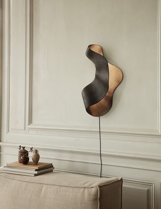 oyster wall lamp