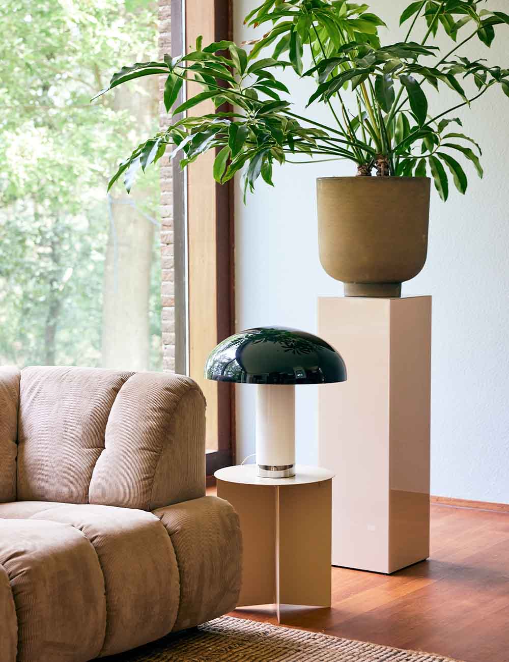 Pedestal Mirror M