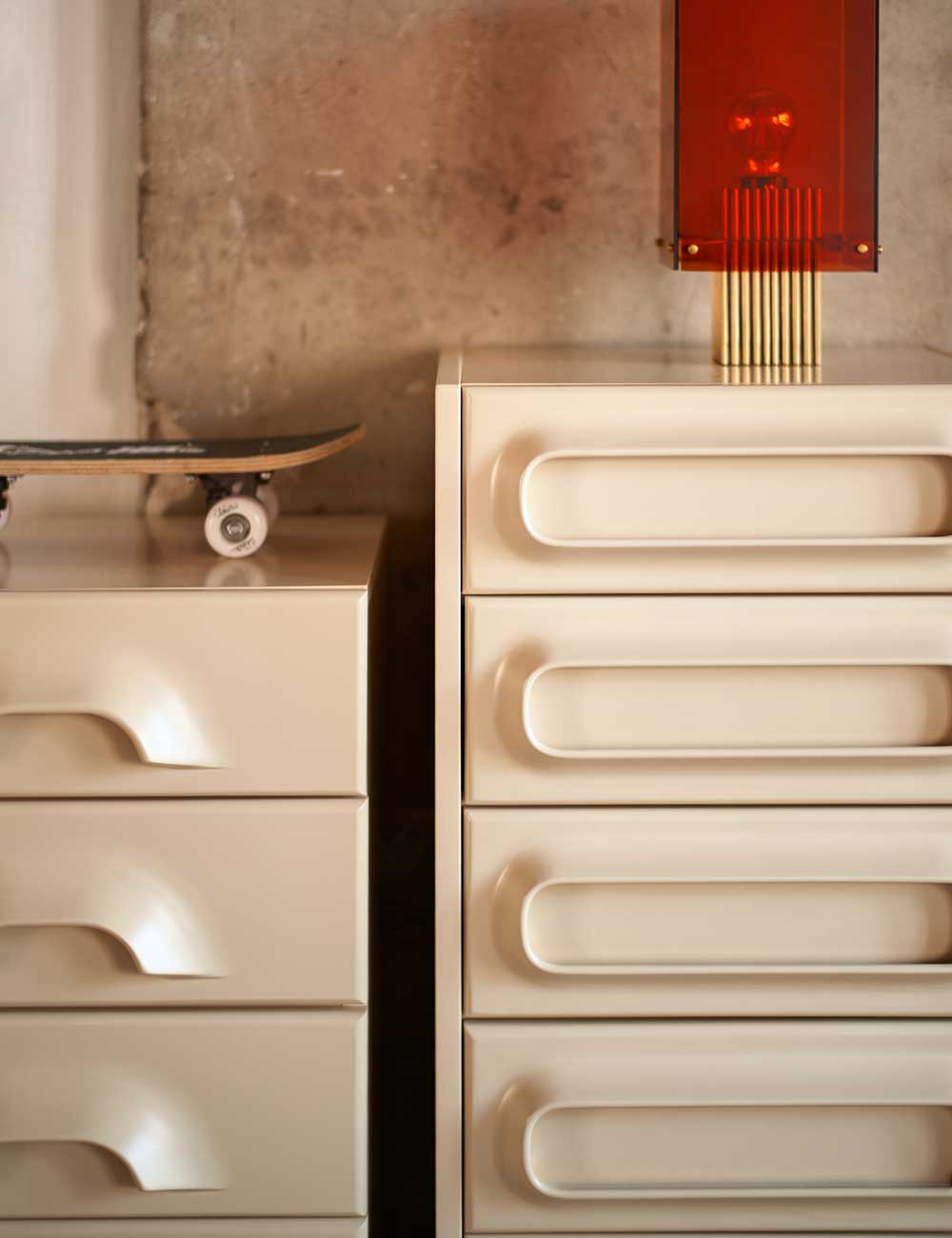 Space drawer cabinet