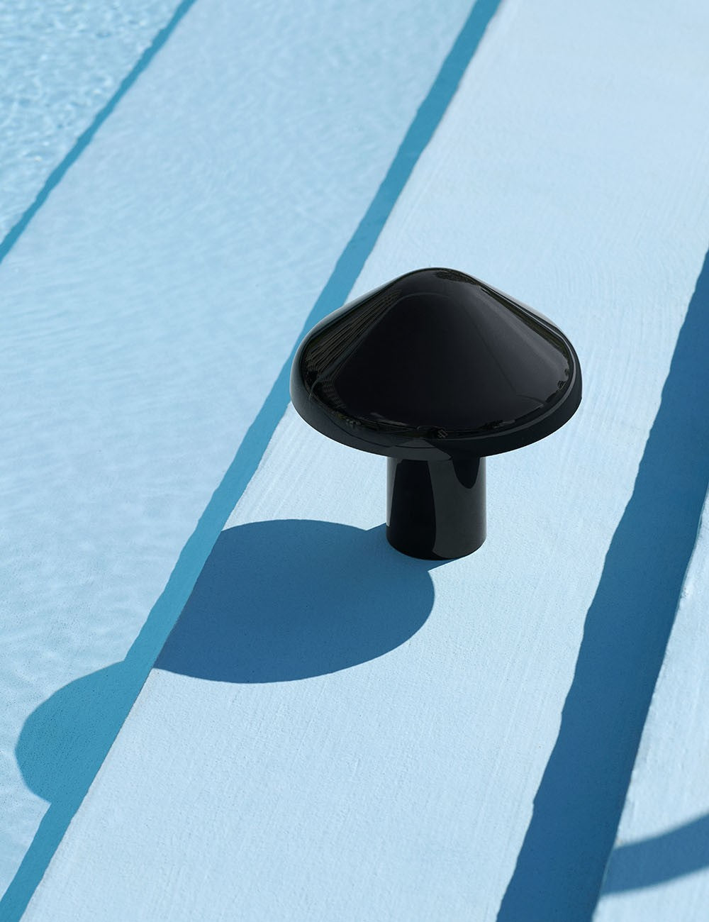 pao portable lamp