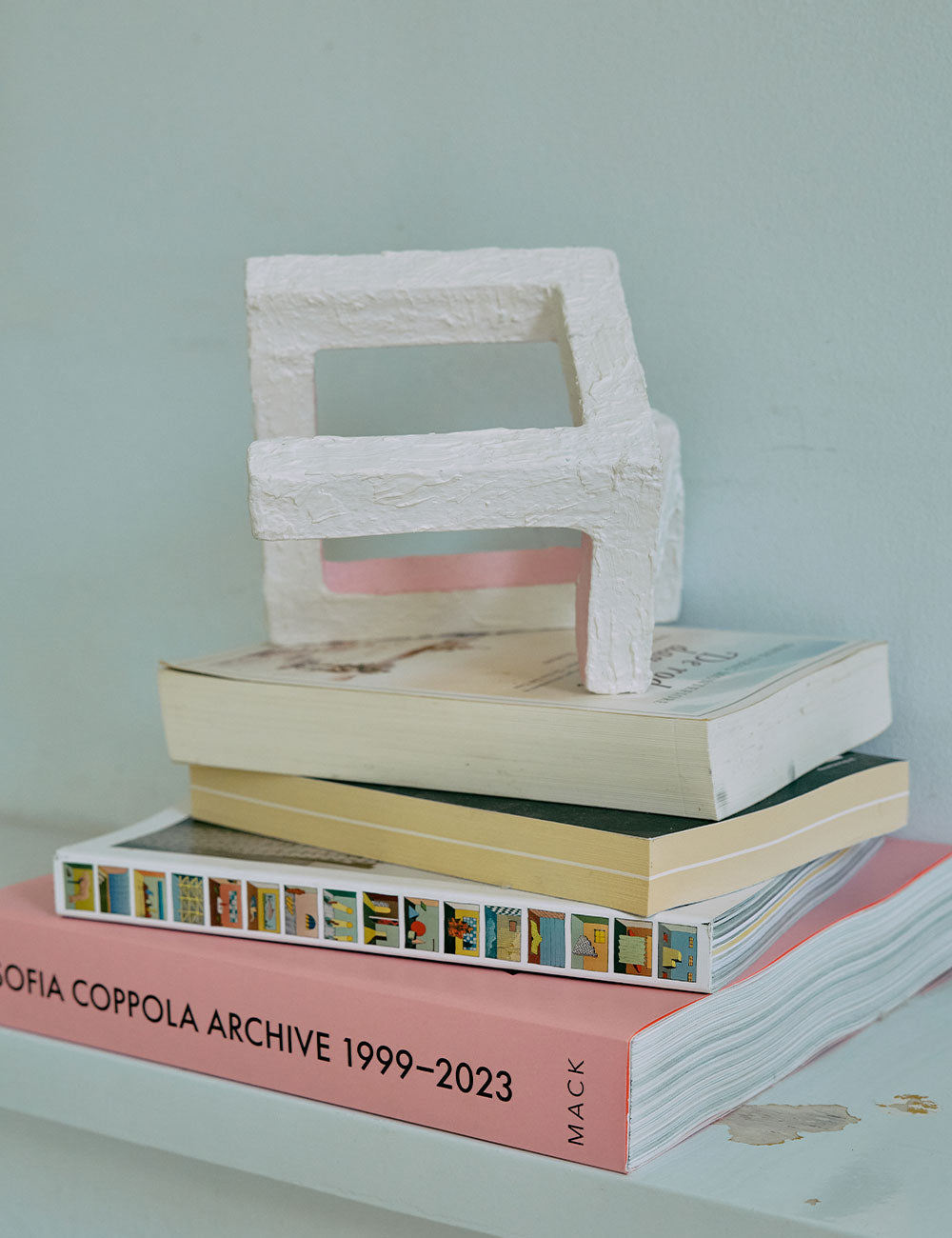 Oggetto di carta: Angular construction