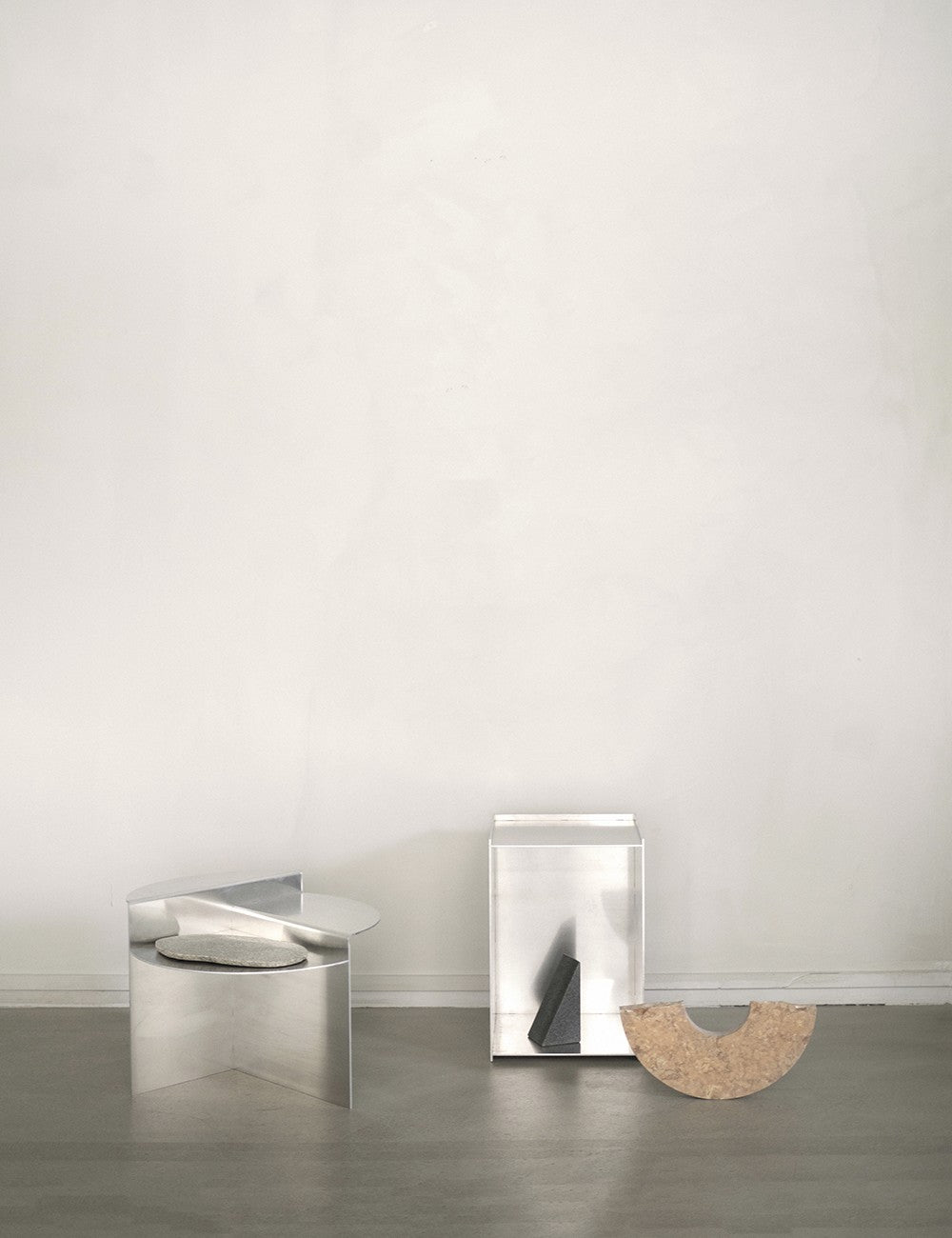 rivet box table