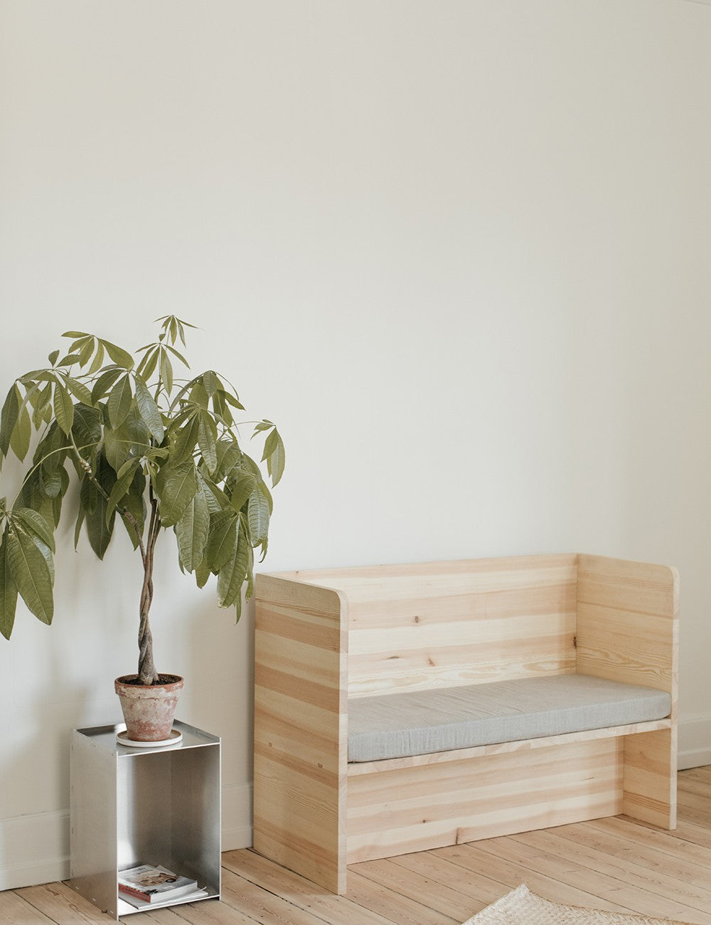 rivet box table