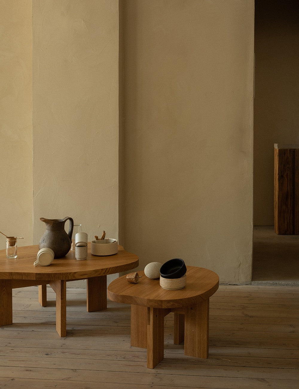 FARMHOUSE COFFE TABLE