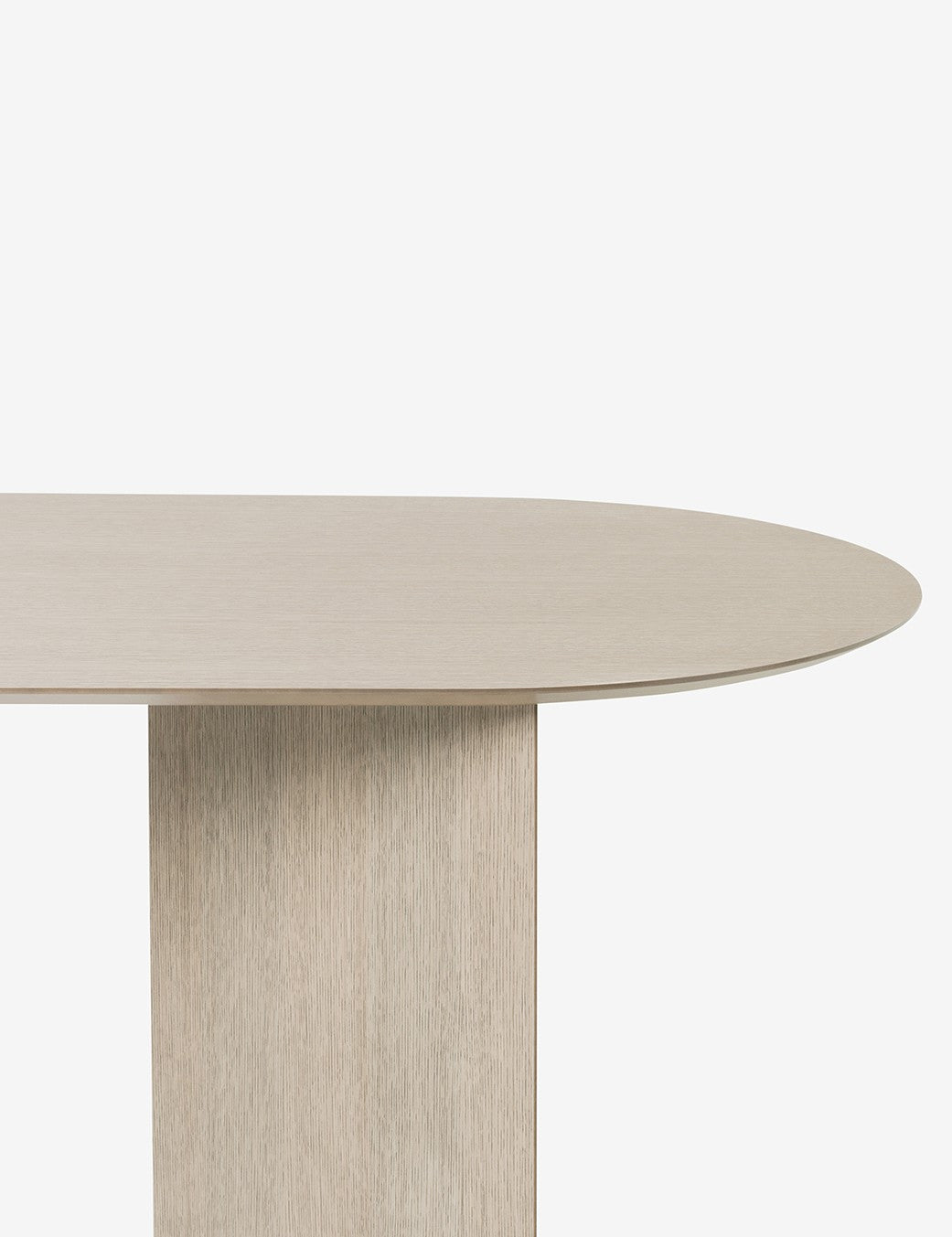 MESA MINGLE OVAL WOODEN