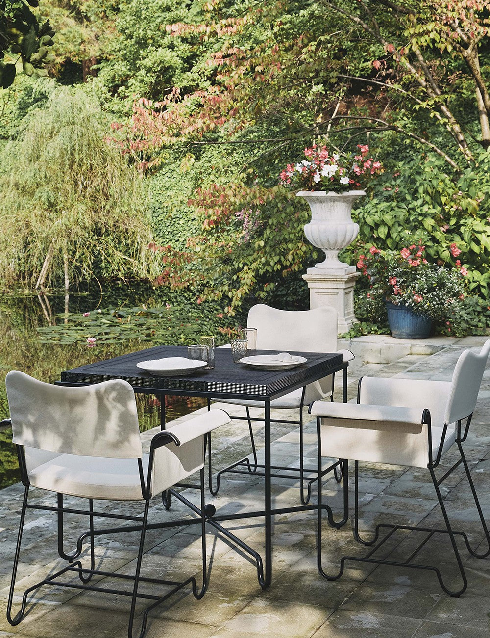 tavolo da pranzo tropicale