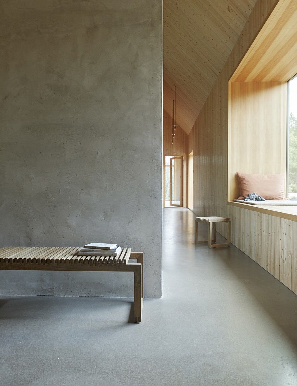 CUTTER BENCH