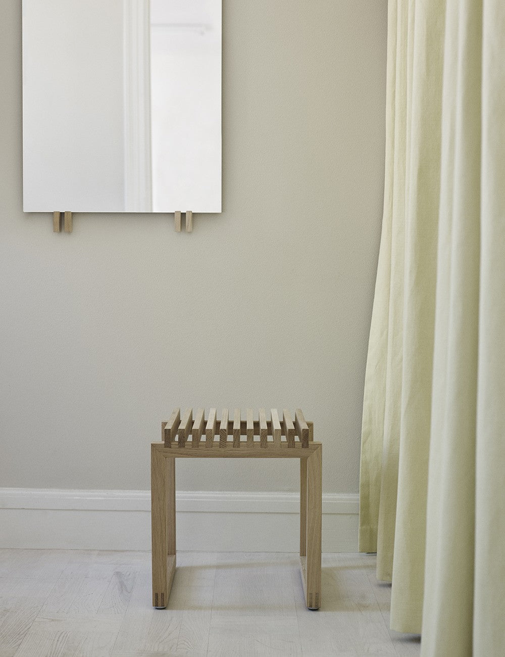 CUTTER STOOL