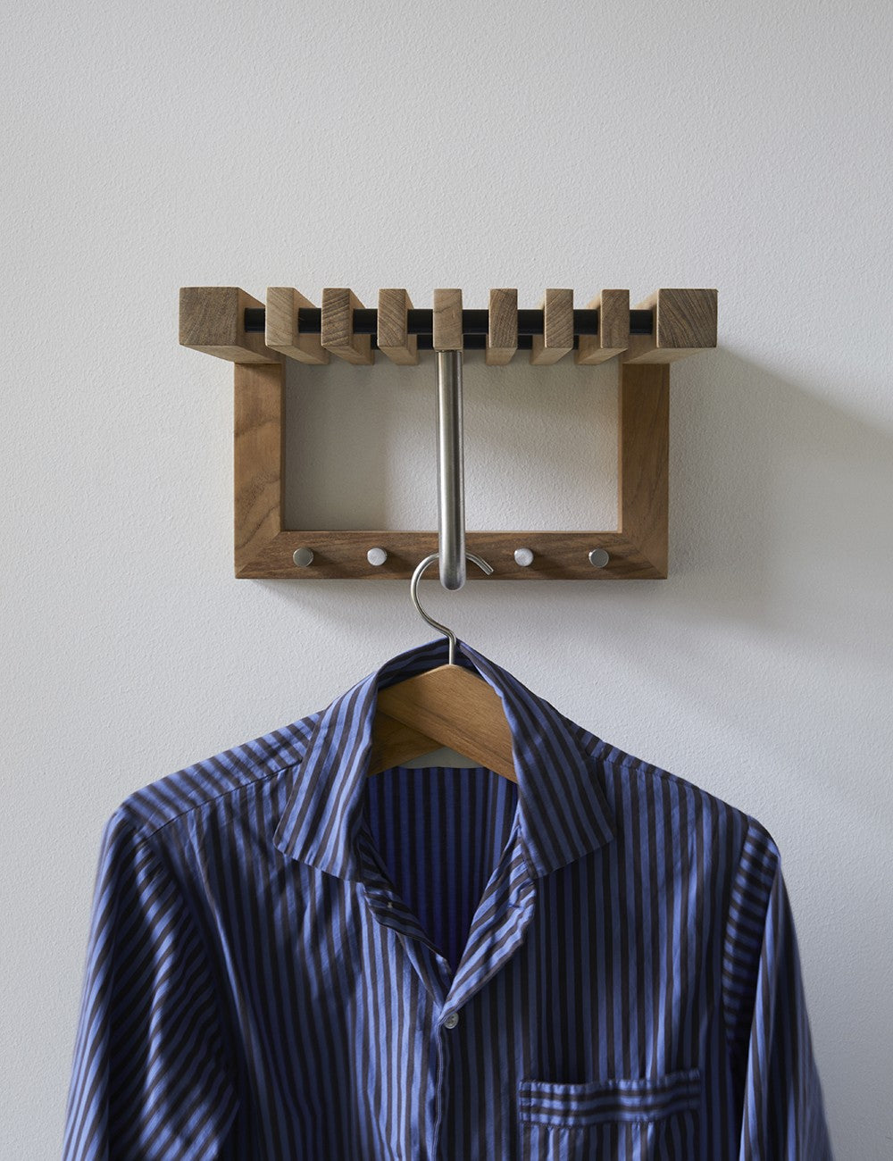 cutter mini wardrobe