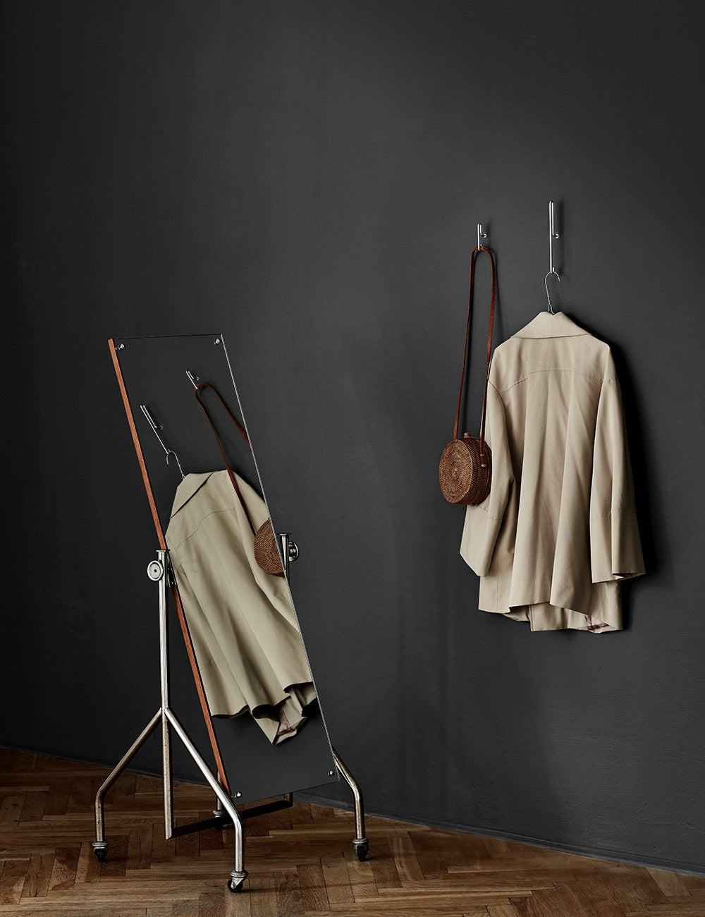 grande gancio da parete