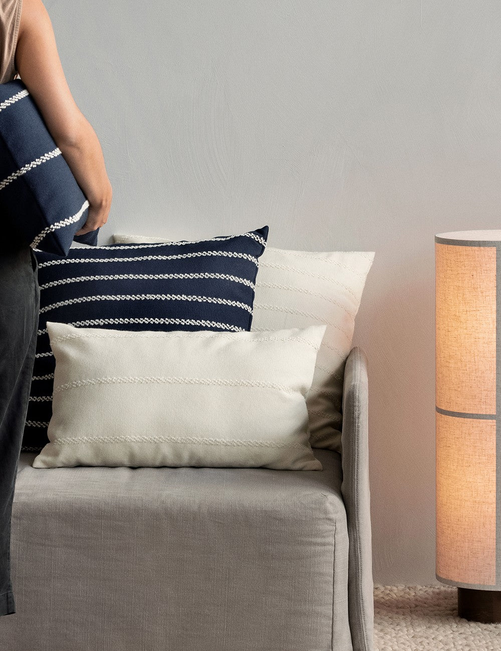 Hashira floor lamp