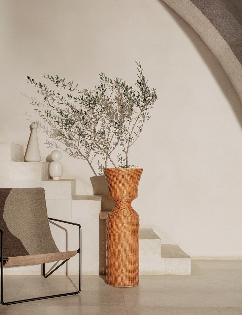 agnes plant stand tall