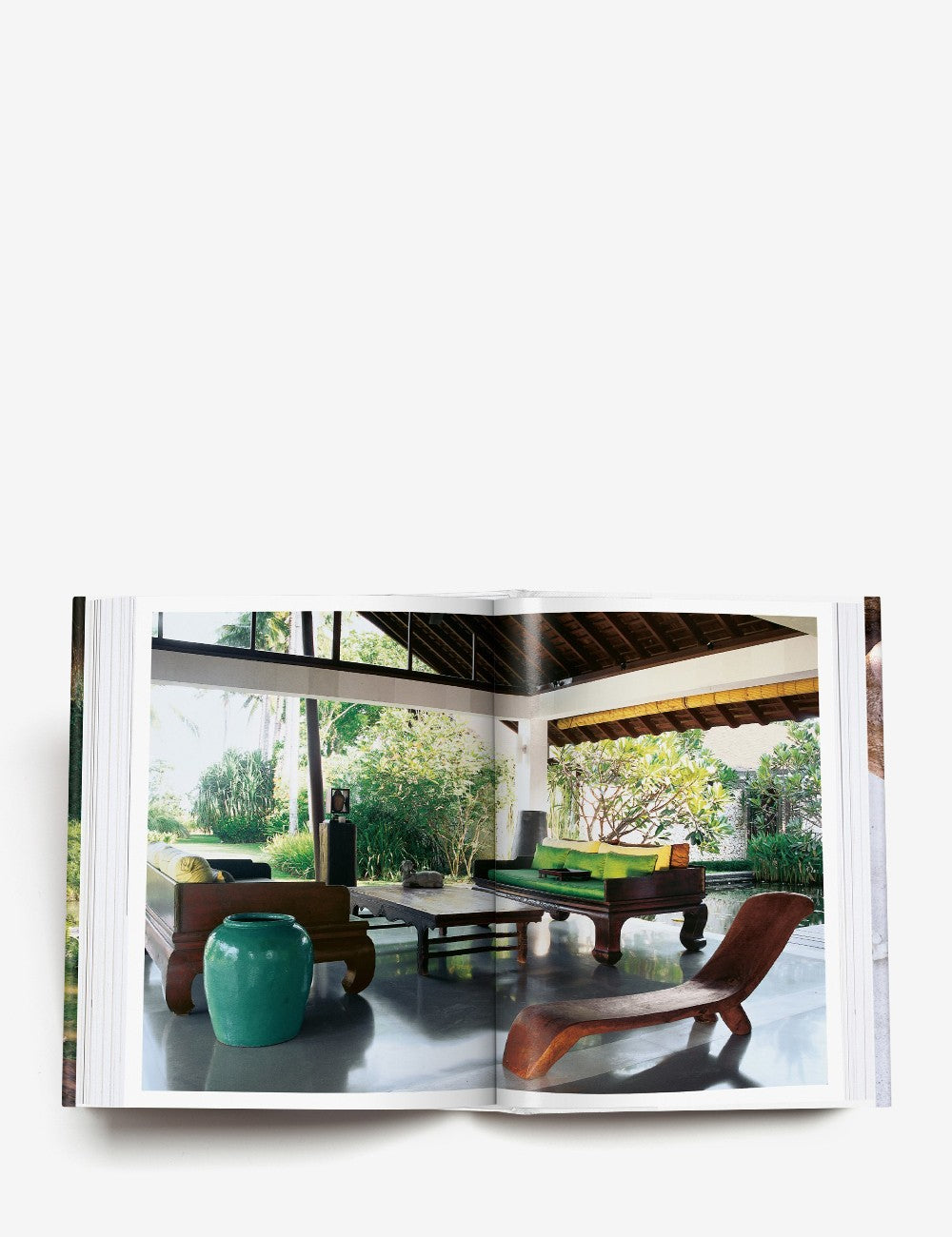 LIVING IN BALI 40th ANNIVERSARY