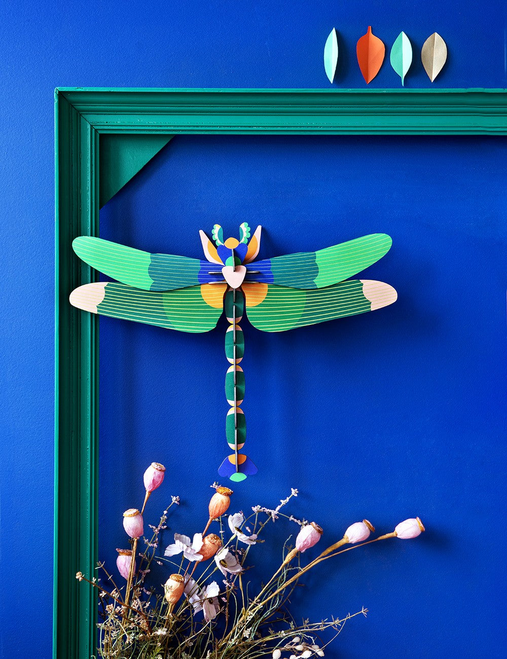 giant green dragonfly