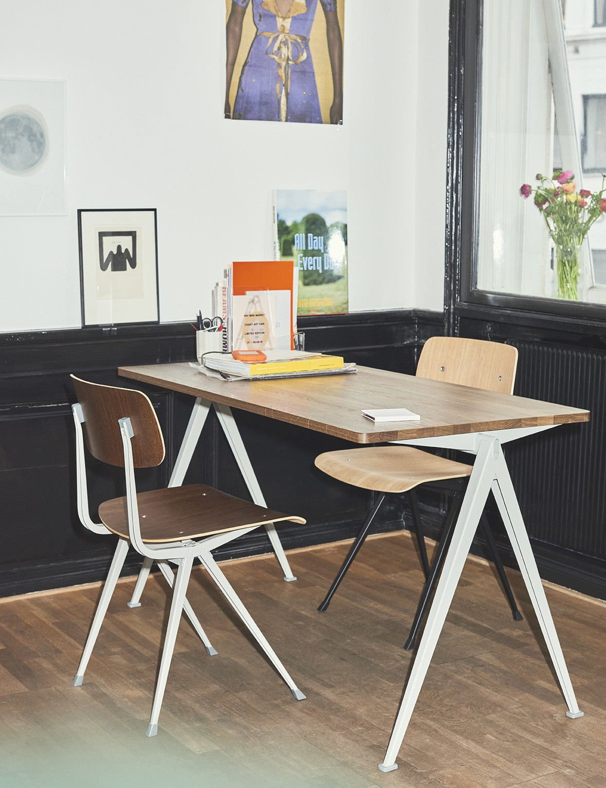 RESULT CHAIR