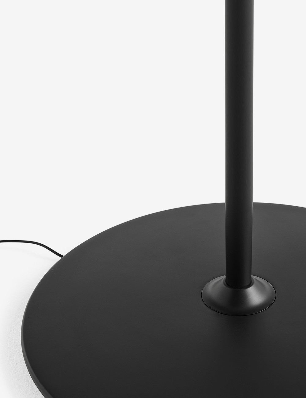 pao floor lamp