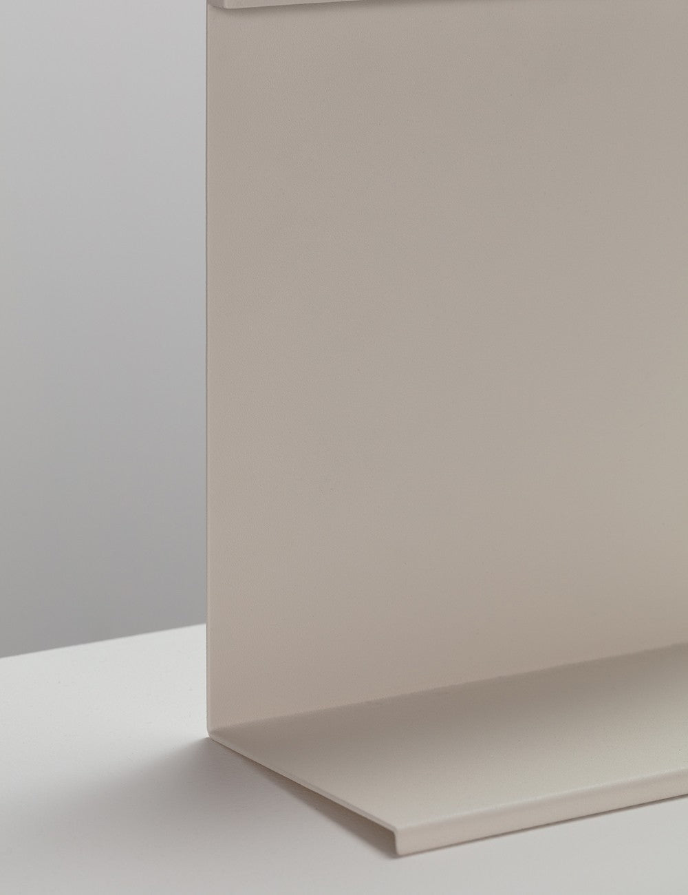 LBM TABLE LAMP