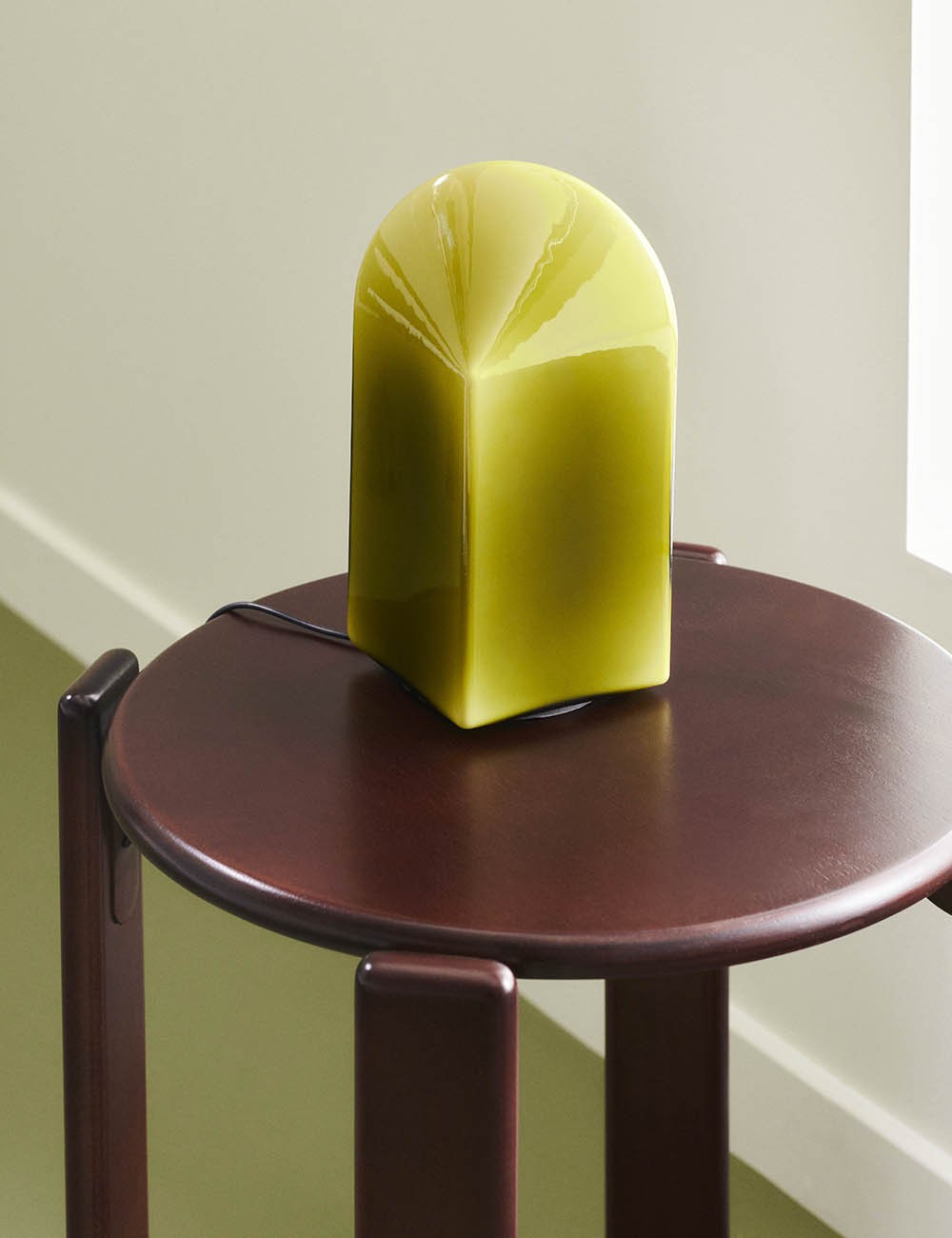 parade lamp 240