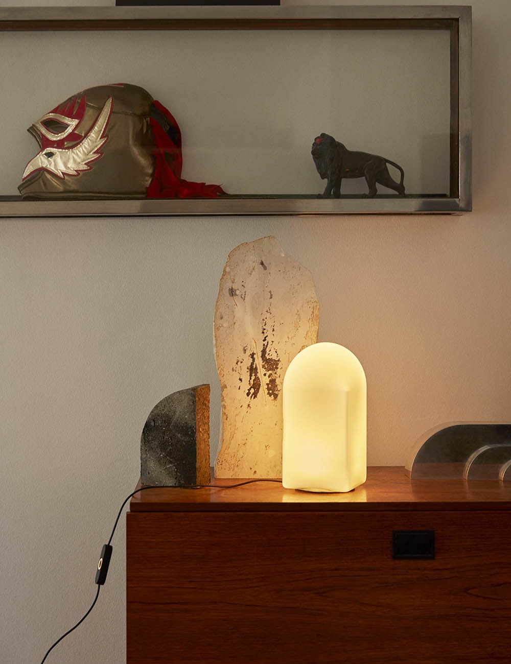parade lamp 240