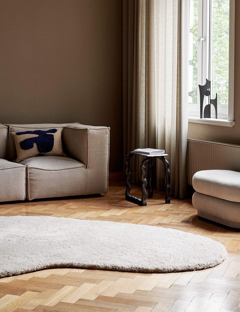 forma wool rug